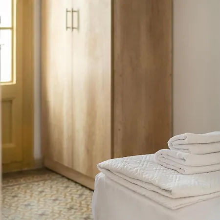 Historic Gem 3br By Boqueria *