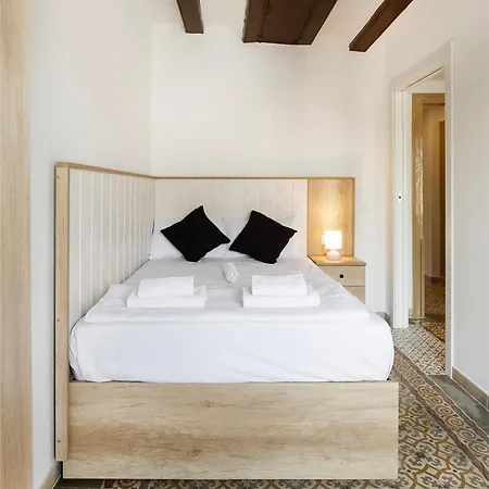 Catalan Charm 3br W 15 Baths Appartement