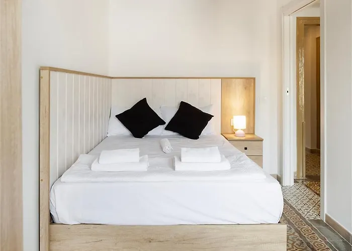 Catalan Charm 3br W 15 Baths Apartmán