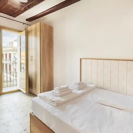 Catalan Charm 3br W 15 Baths Apartment *